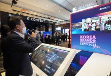 문 대통령, K-박람회 현장 방문…“한류를 넘어 ‘K-붐’으로”