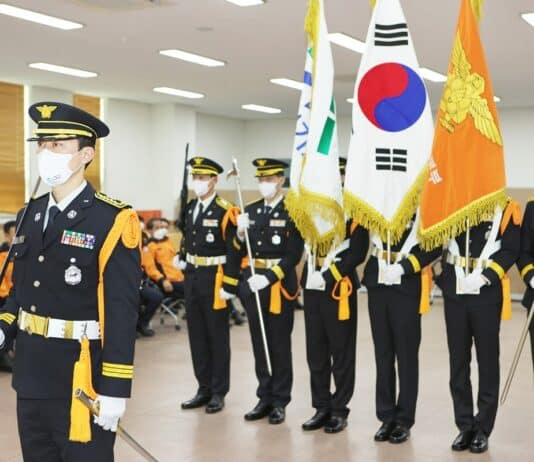 ‘받들어 도민 안전!’ 경기도소방, 전국 최초 소방 119의장대 발대