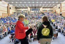 경기도소방학교 머무는 잼버리 대원들, 태권도와 비보이 공연에 ‘매료’