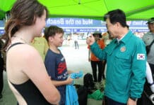 보령머드축제에 빠진 잼버리 대원들