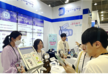 로봇으로 가까워지는 어르신과의 소통, 서울디지털재단 체험 부스에서 만나보세요