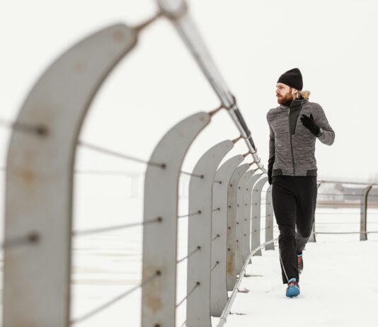 “겨울철, 체온 올리면서 건강 챙기는 자연스러운 운동들”