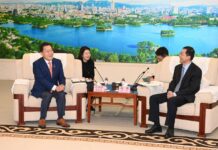 중국 지난시에 수원화성 닮은 ‘수원정원’ 개원