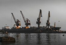 K-조선, 올 1분기 136억 달러 수주…3년 만에 세계 1위 복귀