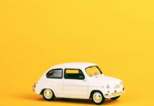 ‘자동차세 잊지 말고 납부하세요’…16일부터 7월 1일까지 white volkswagen beetle coupe scale model