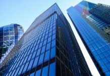 광주·제주서 국립 국가폭력 트라우마치유센터 공식 출범 blue glass walled high rise building