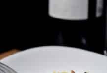 운동 성과를 높이는 영양섭취 cooked pasta with greens