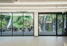 글로벌 관광명소 ‘카페 폭포’ 증축 공사 마치고 2층 개장