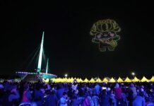 오색 국화가 피어나는 마산가고파국화축제 개막