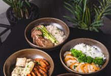 겨울철 관절 건강 지키는 방법 cooked food on black ceramic bowls