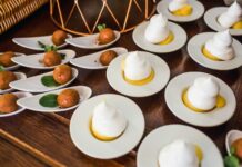 당뇨병 관리: 혈당을 낮추는 식단과 생활 습관 white ceramic plates