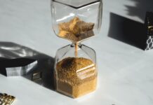 24시간을 보람 있게 쓰는 시간관리법 white calendar