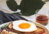 내 몸에 맞는 식단, 최신 트렌드는 ‘균형과 지속가능성’ burger with egg and lettuce on white ceramic plate