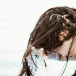 “나만의 건강한 모발 루틴, 최신 트렌드와 손쉬운 실천법” woman in body of water