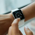 바쁜 직장인의 건강관리, 지금 바로 실천할 수 있는 루틴은? person wearing silver aluminium case Apple Watch with white Sports Band