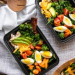 작심삼일 NO! 건강을 지키는 식단 트렌드와 실생활 실천법 a couple trays of food