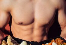 단백질 식단, 건강과 맛을 동시에 잡을 수 있다! topless man in black shorts holding cooked food