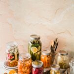 장 건강을 지키는 간단한 비법, 우리의 면역력 지키기! shallow focus photo of assorted jar lot