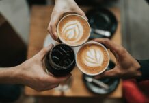 커피 한 잔의 힘, 건강하게 즐기는 스마트 커피 생활법 three person holding beverage cups
