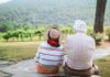 저속노화, 지속 가능한 젊음을 유지하는 비결은 무엇일까? couple sitting on pathway